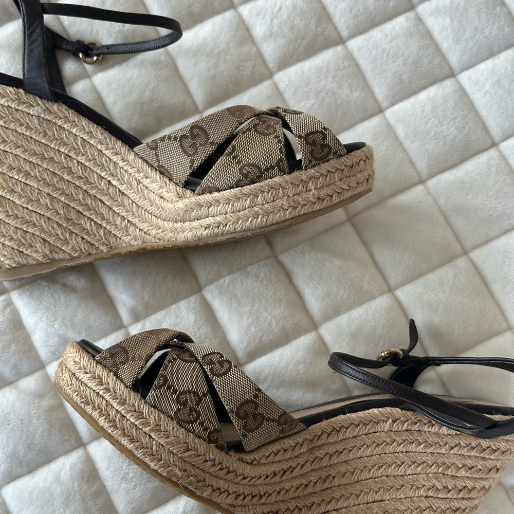 Authentic Gucci GG Canvas Wedge Espadrilles - Picture 3 of 9